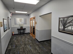 4 Haven Ave, Port Washington, NY for lease Building Photo- Image 1 of 7