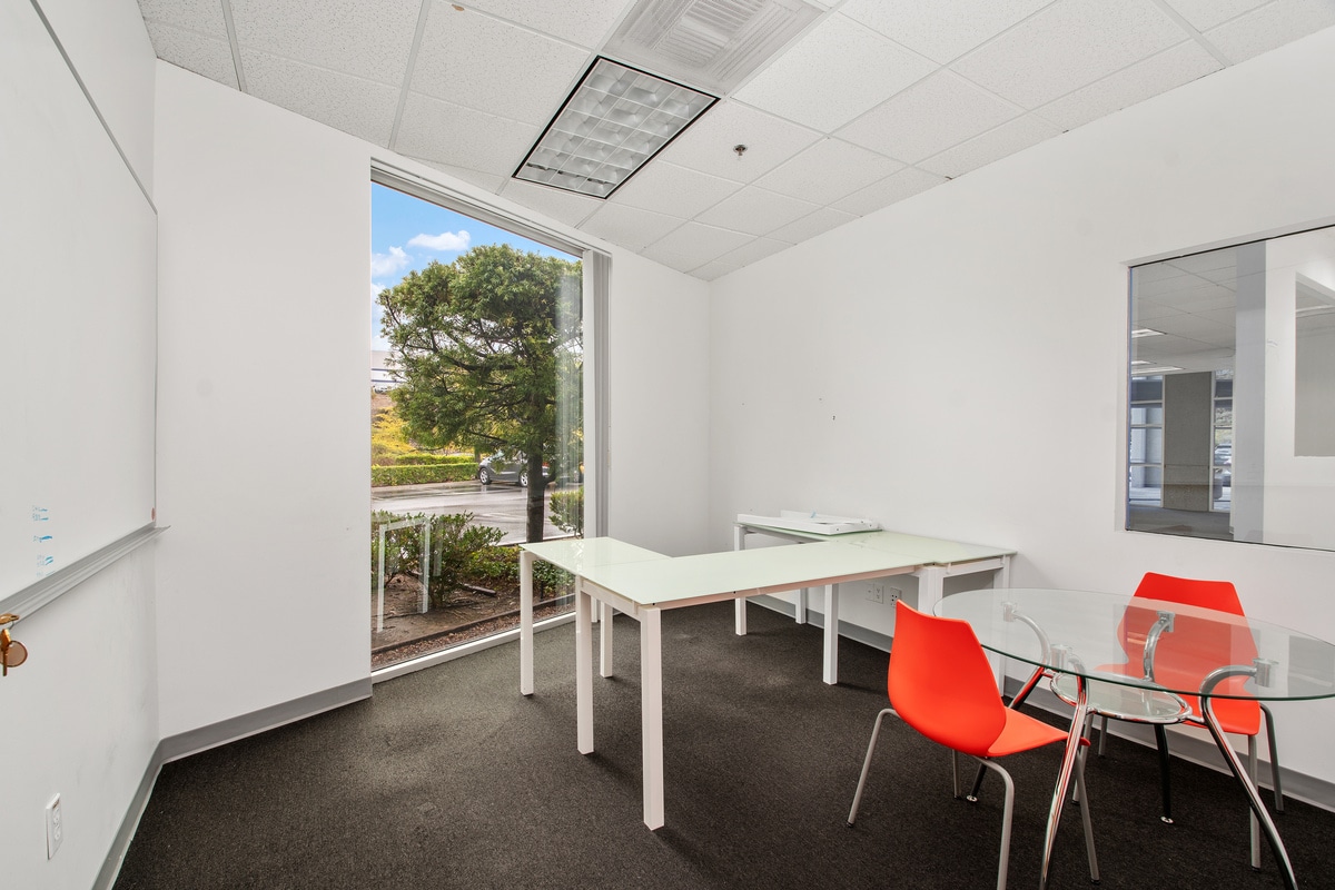 6760 Top Gun St, San Diego, CA for lease Interior Photo- Image 1 of 4