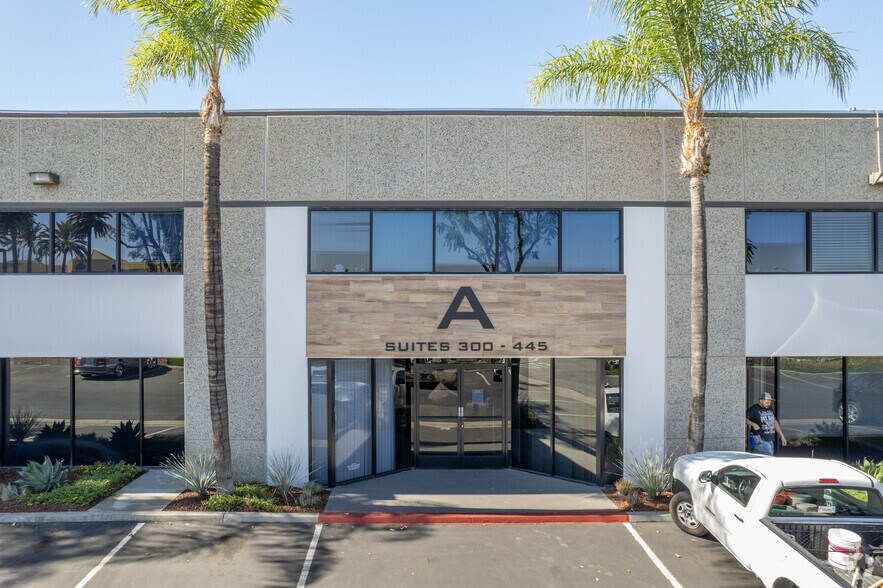 2900 Adams St, Riverside, CA à louer - Photo du bâtiment - Image 3 de 20