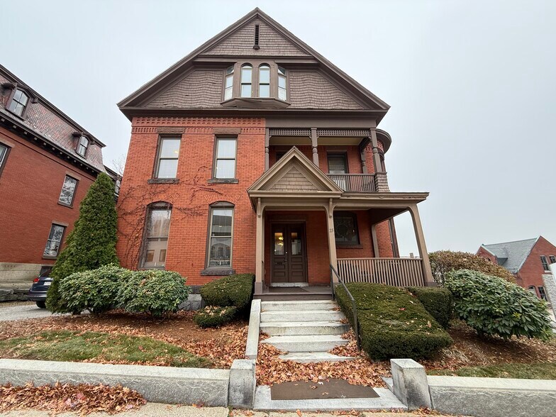 25 Harvard St, Worcester, MA à louer - Photo du bâtiment - Image 1 de 25