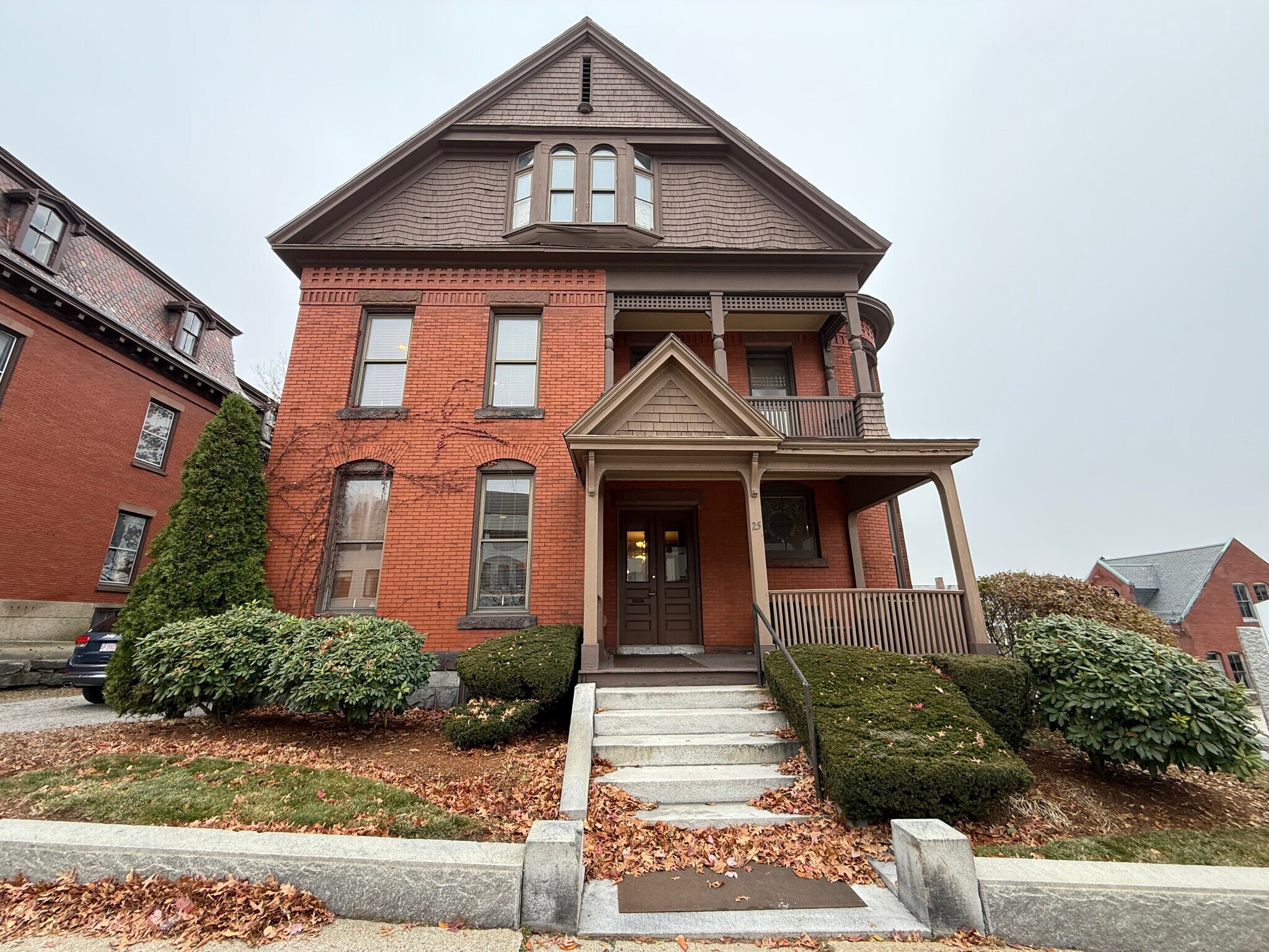 25 Harvard St, Worcester, MA à louer Photo du bâtiment- Image 1 de 26