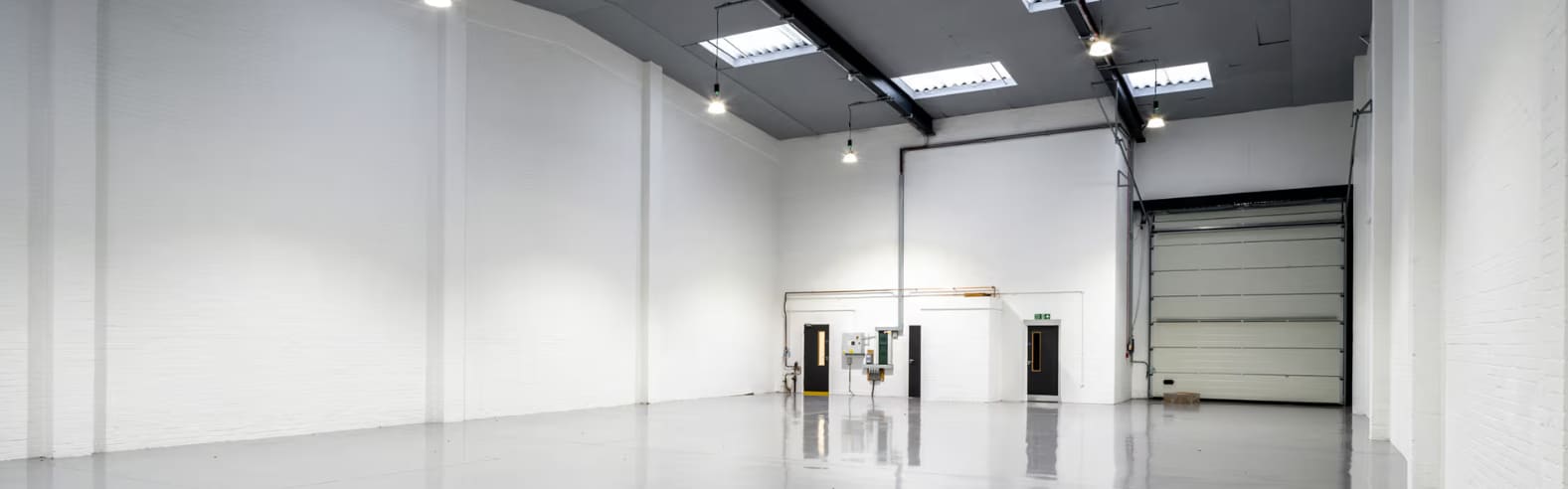 1000 North Circular Rd, London for lease Interior Photo- Image 1 of 6