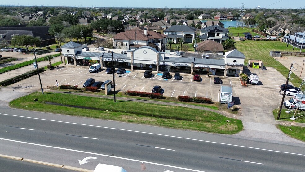 2230-2260 Fm-1092, Missouri City, TX à louer - Photo du bâtiment - Image 3 de 5