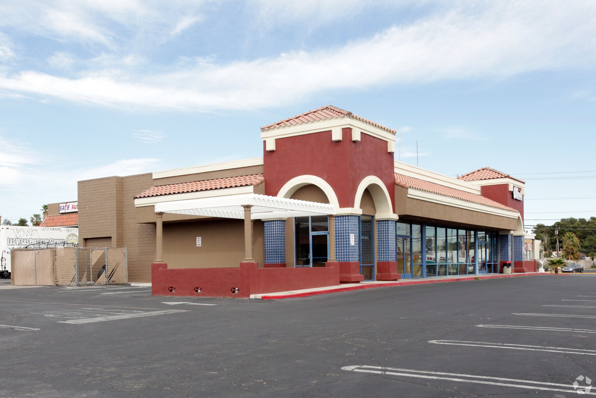 3347 E Russell Rd, Las Vegas, NV à vendre Photo principale- Image 1 de 9