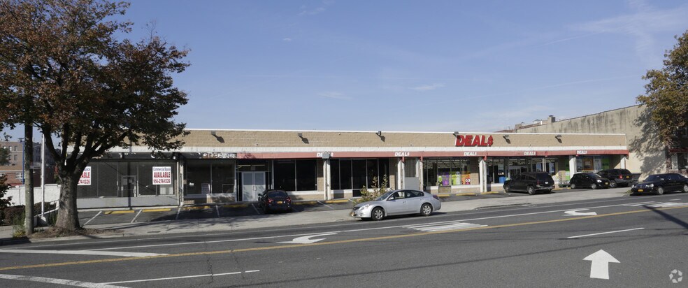 2721 Bronxwood Ave, Bronx, NY à louer - Photo du bâtiment - Image 2 de 2