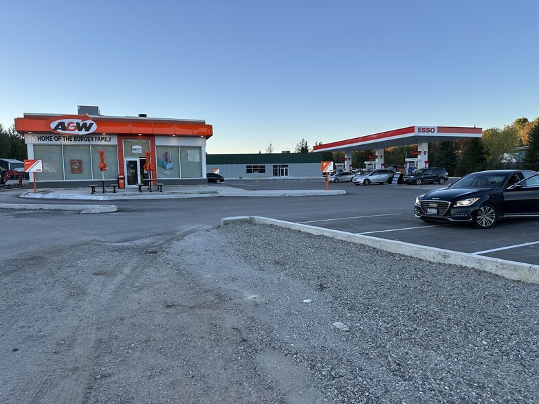 10 Hops Dr, Algonquin Highlands, ON for lease - Building Photo - Image 3 of 5