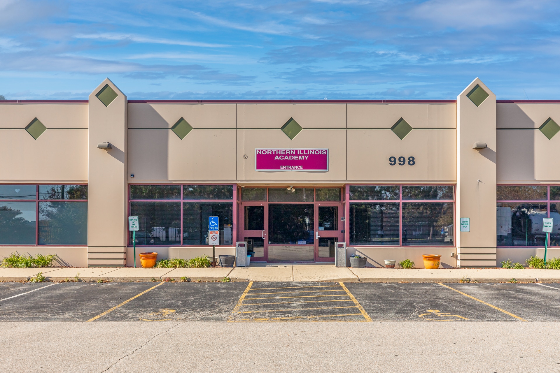 998 Corporate Blvd, Aurora, IL for sale Primary Photo- Image 1 of 35