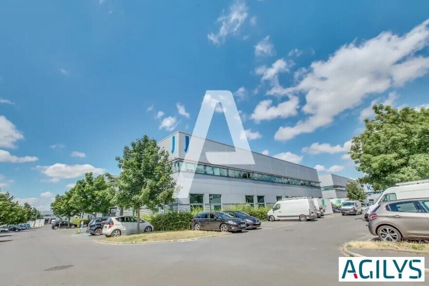 Industrial in Ivry-sur-Seine for lease - Building Photo - Image 3 of 10