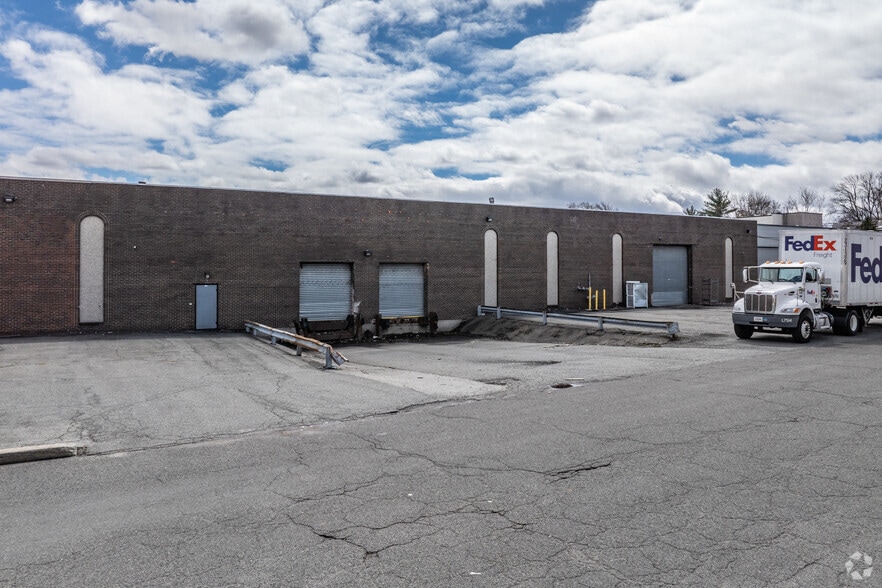 721 E Lincoln Ave, Rahway, NJ for lease - Building Photo - Image 3 of 10