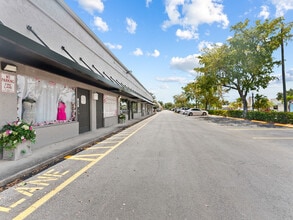 3501-3531 NW 19th St, Fort Lauderdale, FL for lease Interior Photo- Image 1 of 14