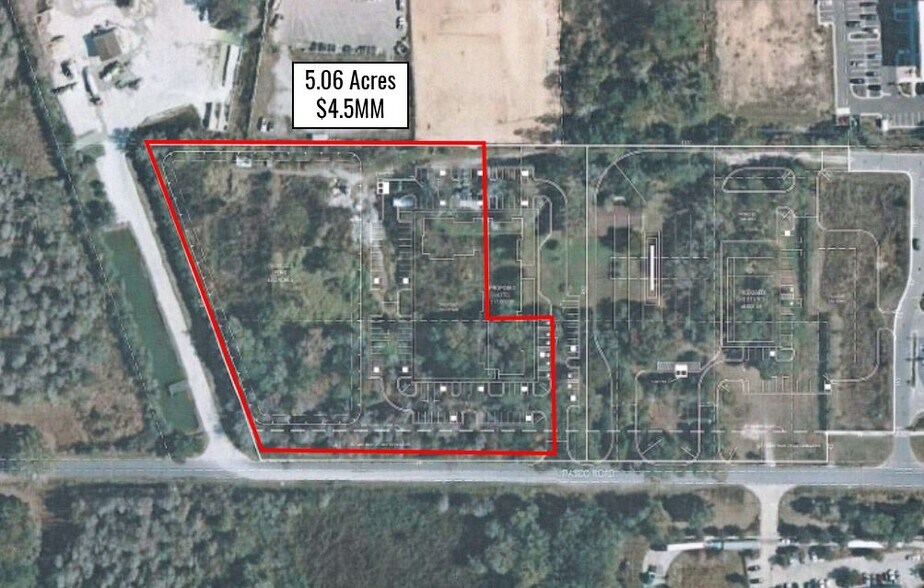 11715 Fresco Ln, San Antonio, FL à vendre - Photo du bâtiment - Image 3 de 5