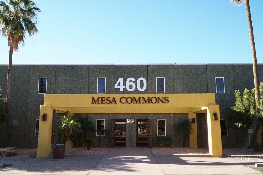 460 N Mesa Dr, Mesa, AZ à louer - Photo du bâtiment - Image 2 de 4
