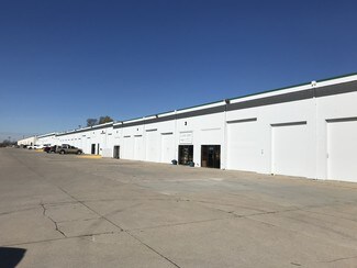 Plus de détails pour 4817 N 56th St, Lincoln, NE - Local d'activités, Industriel à louer