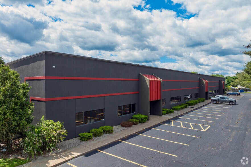 5111-5121 E ML Ave, Kalamazoo, MI à louer - Photo principale - Image 2 de 7