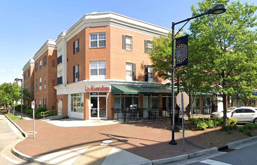 4100-4502 Monarch Way, Norfolk, VA à louer Photo principale- Image 1 de 3