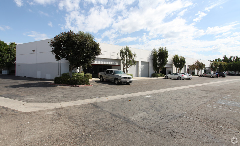 20639-20653 Lycoming St, Walnut, CA for lease - Building Photo - Image 2 of 6