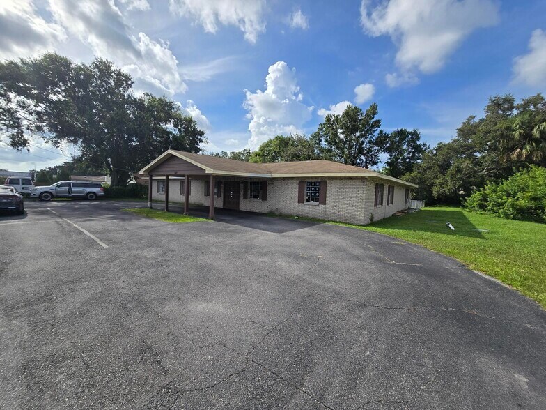 8810 W Norfolk St, Tampa, FL à vendre - Photo du bâtiment - Image 2 de 13