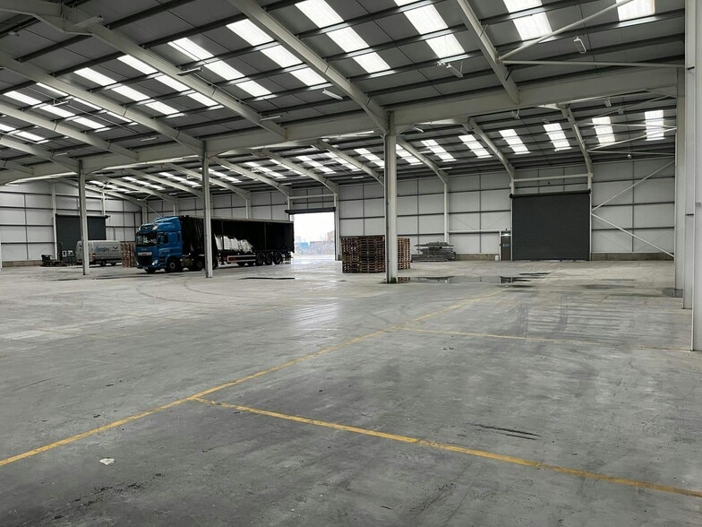 Unit 28A Harpur Hill Business Park, Buxton à vendre - Photo du bâtiment - Image 2 de 11