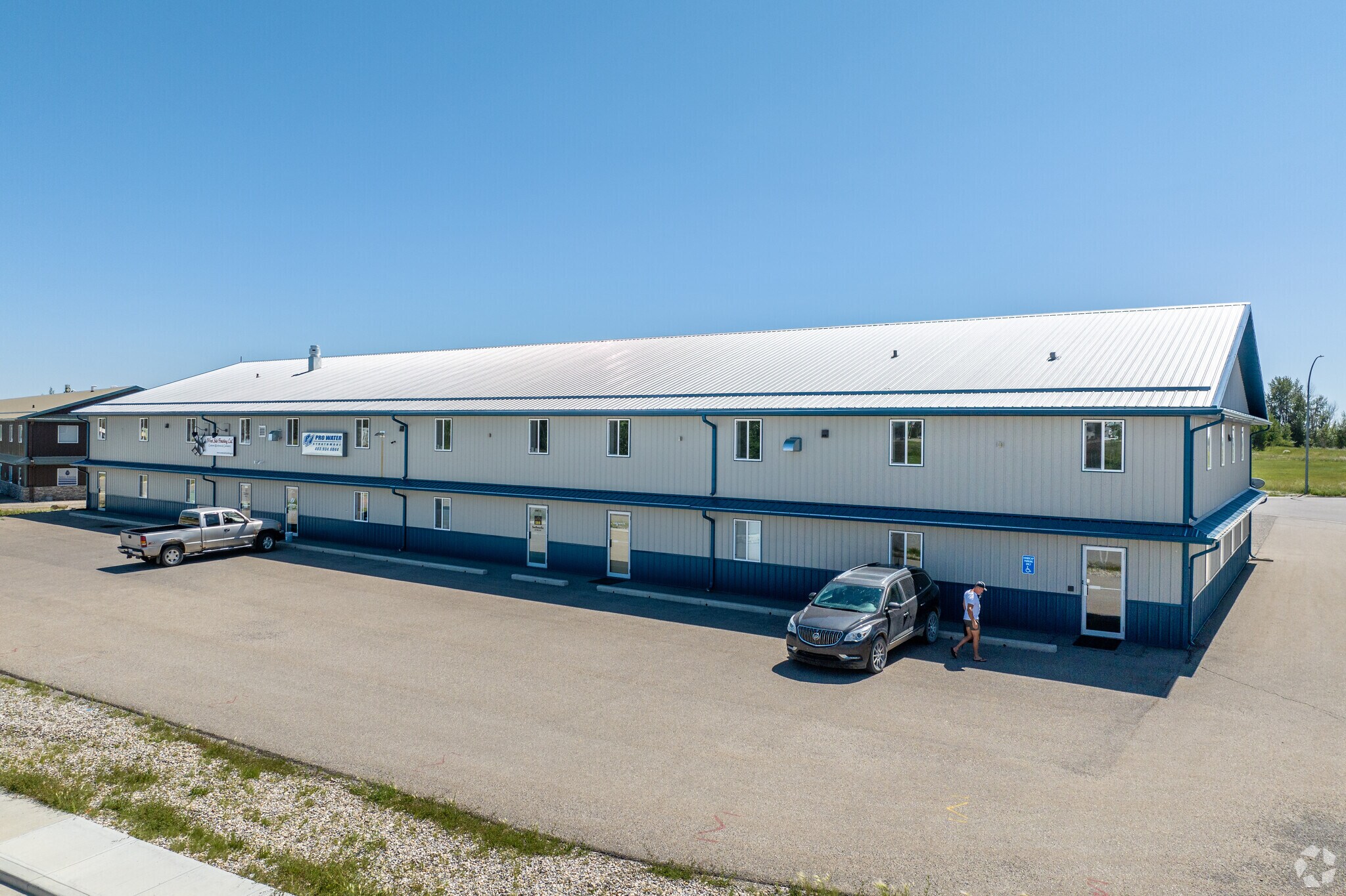 202 Canal Ct, Strathmore, AB à vendre Photo du bâtiment- Image 1 de 1