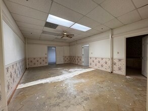4300-4356 Caterpillar Rd, Redding, CA for sale Interior Photo- Image 1 of 19
