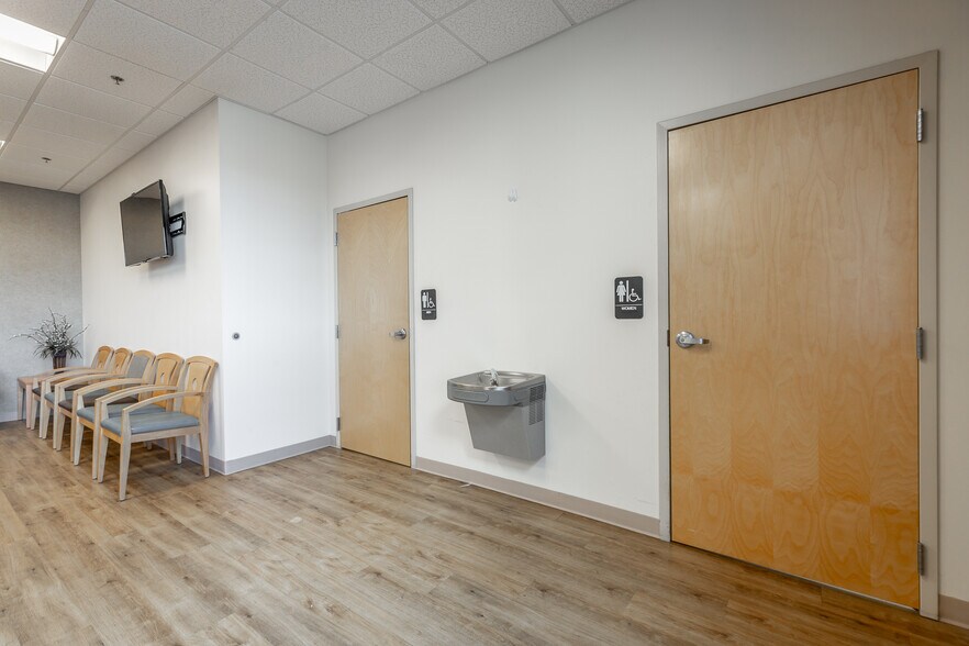 2108 E 3rd St, Chattanooga, TN à louer - Photo intérieure - Image 2 de 14