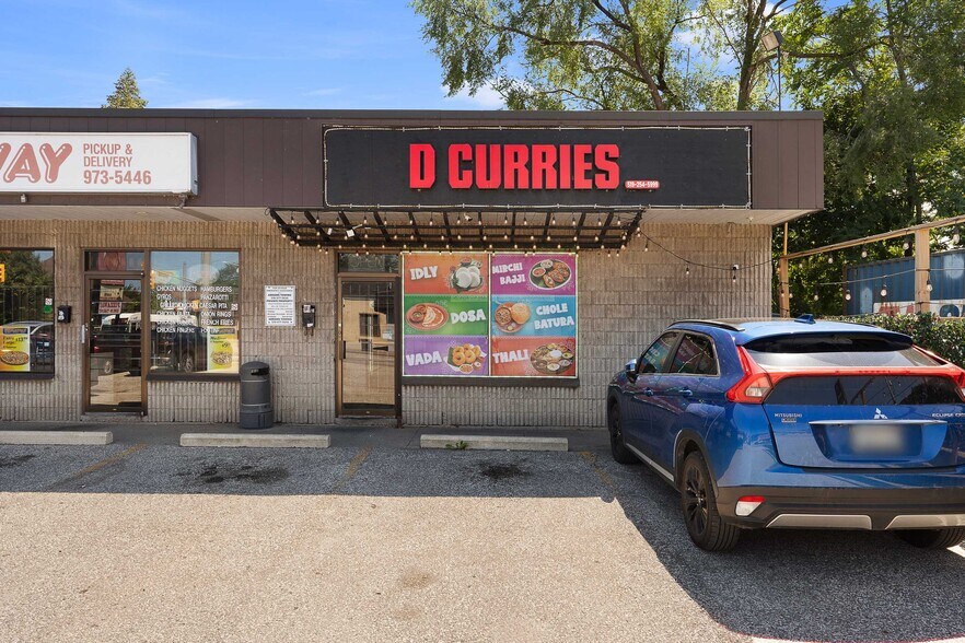 1705 Wyandotte St W, Windsor, ON à vendre - Photo du bâtiment - Image 2 de 33