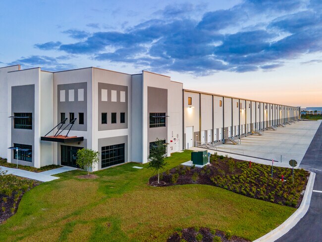 Plus de détails pour 3775 Fancy Farms Rd, Plant City, FL - Industriel à louer