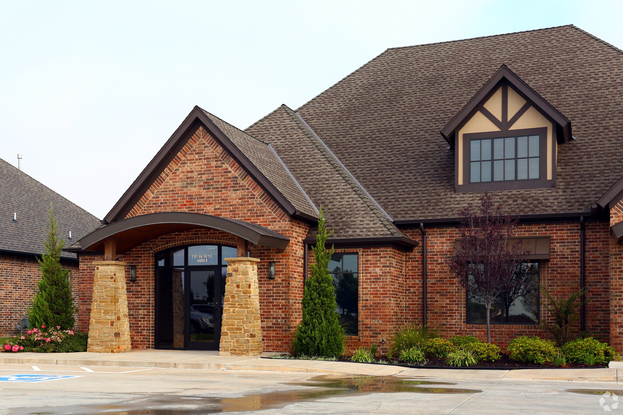 1101 SW 30th Ct, Oklahoma City, OK for lease Building Photo- Image 1 of 8