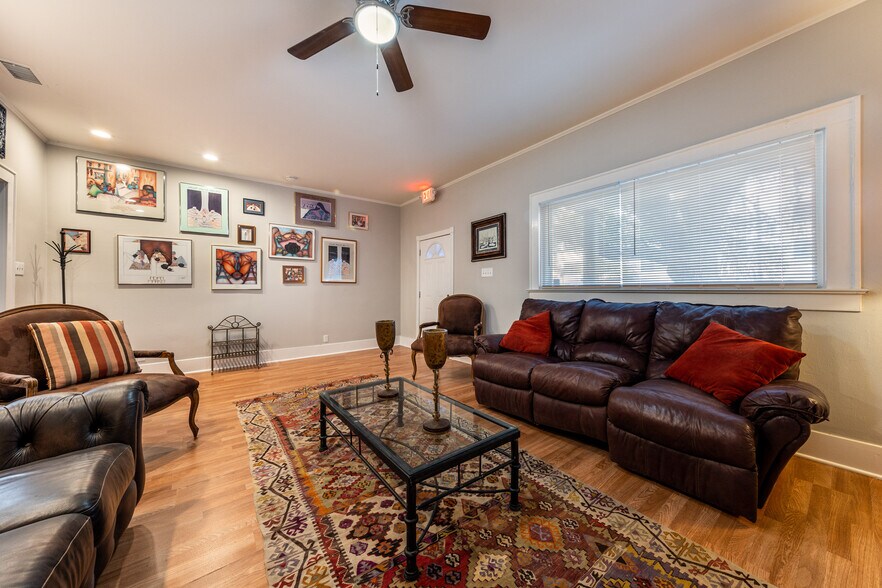 2511 San Gabriel St, Austin, TX à vendre - Photo du bâtiment - Image 3 de 39