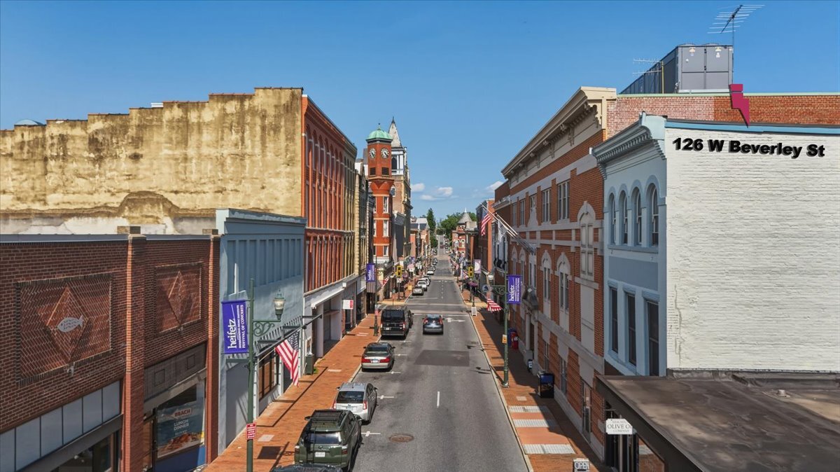 126 W Beverley St, Staunton, VA for sale Primary Photo- Image 1 of 52