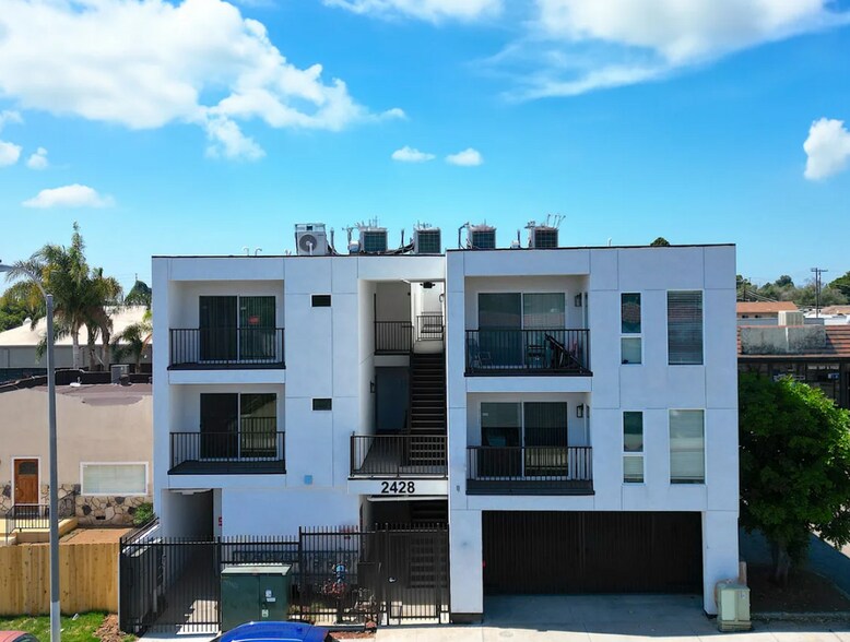 2428 Highland Ave, National City, CA à vendre - Photo du bâtiment - Image 3 de 16