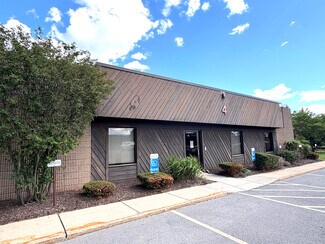 Plus de détails pour 6075 E Molloy Rd, Mattydale, NY - Local d'activités à louer