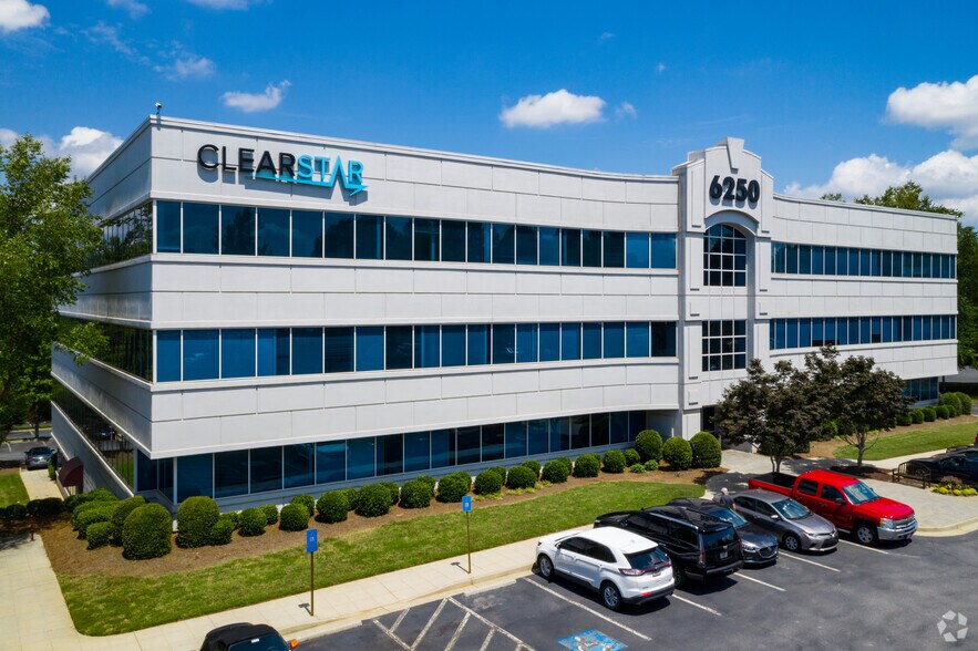 6250 Shiloh Rd, Alpharetta, GA à louer - Photo du bâtiment - Image 1 de 3