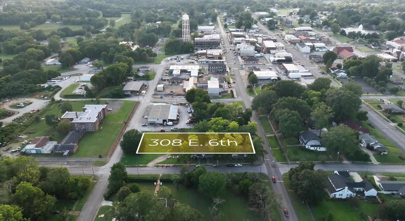 308 E 6th St, Tuscumbia, AL à louer Photo du bâtiment- Image 1 de 10