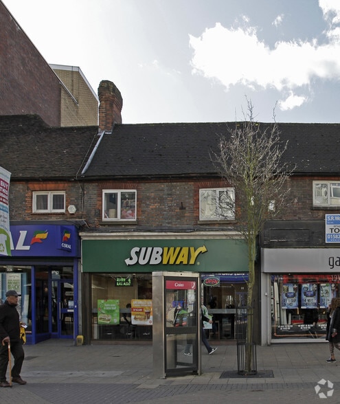 37-39 George Street portfolio of 2 properties for sale on LoopNet.ca - Primary Photo - Image 2 of 2