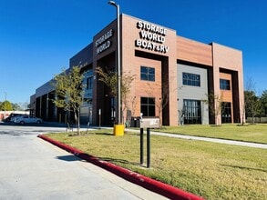 174 W Stave Mill Rd, Rogers, AR for lease Building Photo- Image 1 of 25