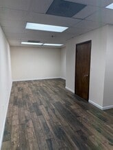 180 Tices Ln, East Brunswick, NJ for lease Building Photo- Image 1 of 3