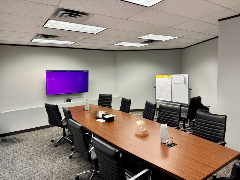 4604 S Lamar Blvd, Austin, TX for lease - Building Photo - Image 3 of 10