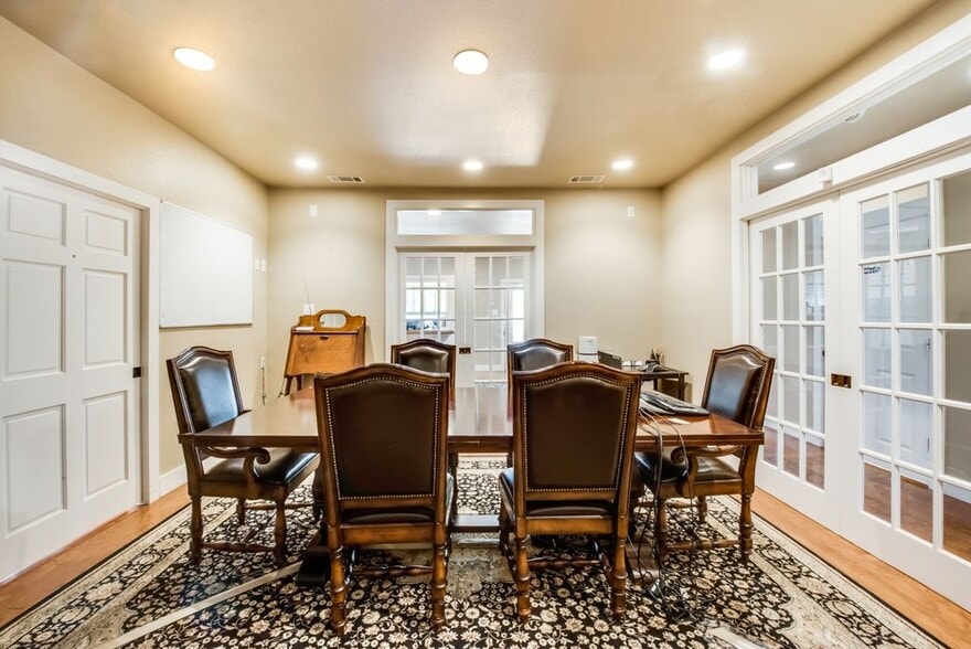 768 Bandit Trl - Office & Land together portfolio of 2 properties for sale on LoopNet.ca - Building Photo - Image 2 of 7