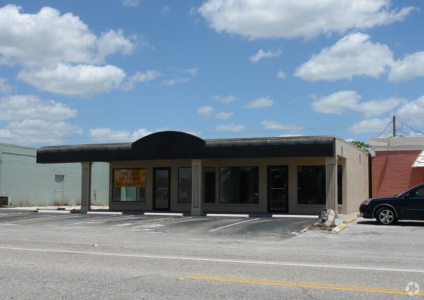 3622 Tamiami Trl, Port Charlotte, FL à vendre - Photo du bâtiment - Image 3 de 13