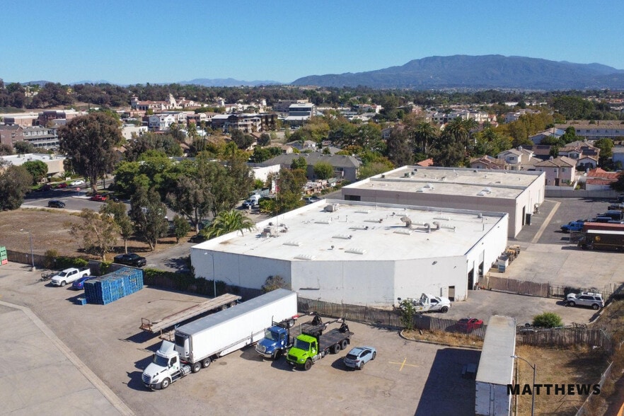 42250 Baldaray Cir, Temecula, CA for sale - Building Photo - Image 3 of 4