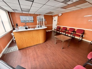 4900-4902 Bergenline Ave, Union City, NJ for lease Building Photo- Image 2 of 26