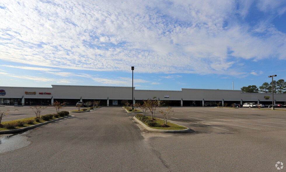 3179 Mallett Rd, Diberville, MS à vendre - Photo du bâtiment - Image 2 de 19