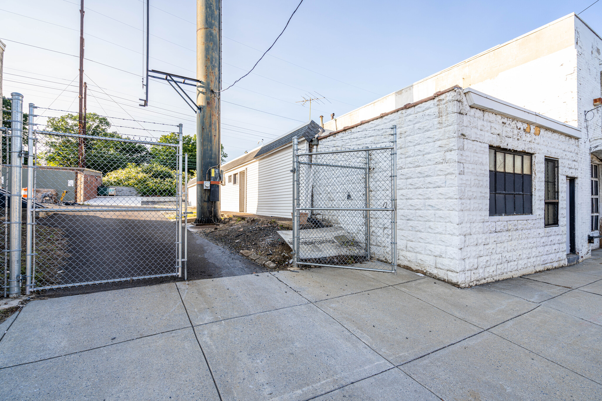 6914 State Rd, Philadelphia, PA for lease Primary Photo- Image 1 of 18