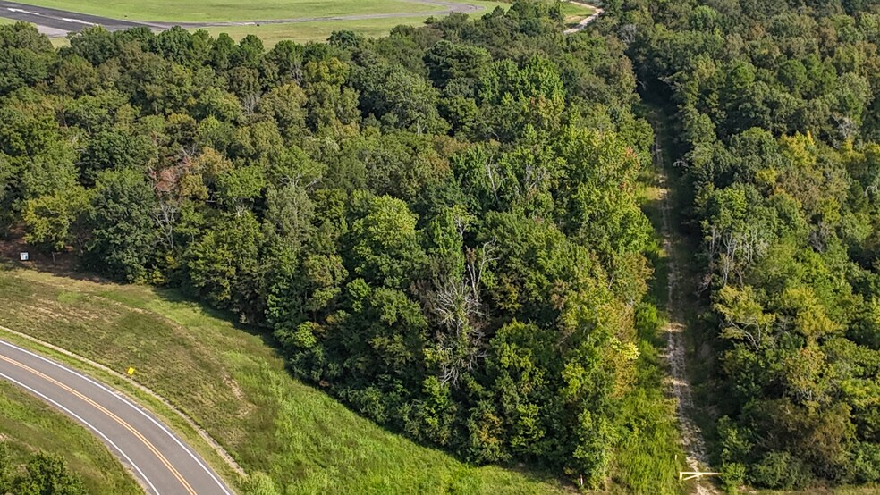 McLeod St. & Aviation Plaza, Hot Springs National Park, AR for sale - Building Photo - Image 2 of 12