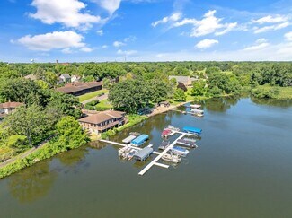 Plus de détails pour 406 9th St NE, Waseca, MN - Commerce de détail à vendre