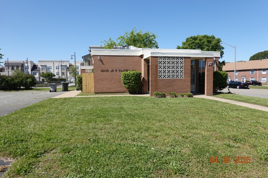 17 W Mellen St, Hampton, VA for lease - Building Photo - Image 3 of 10