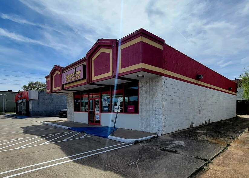 12011 Bammel North Houston Rd, Houston, TX for lease - Building Photo - Image 2 of 6