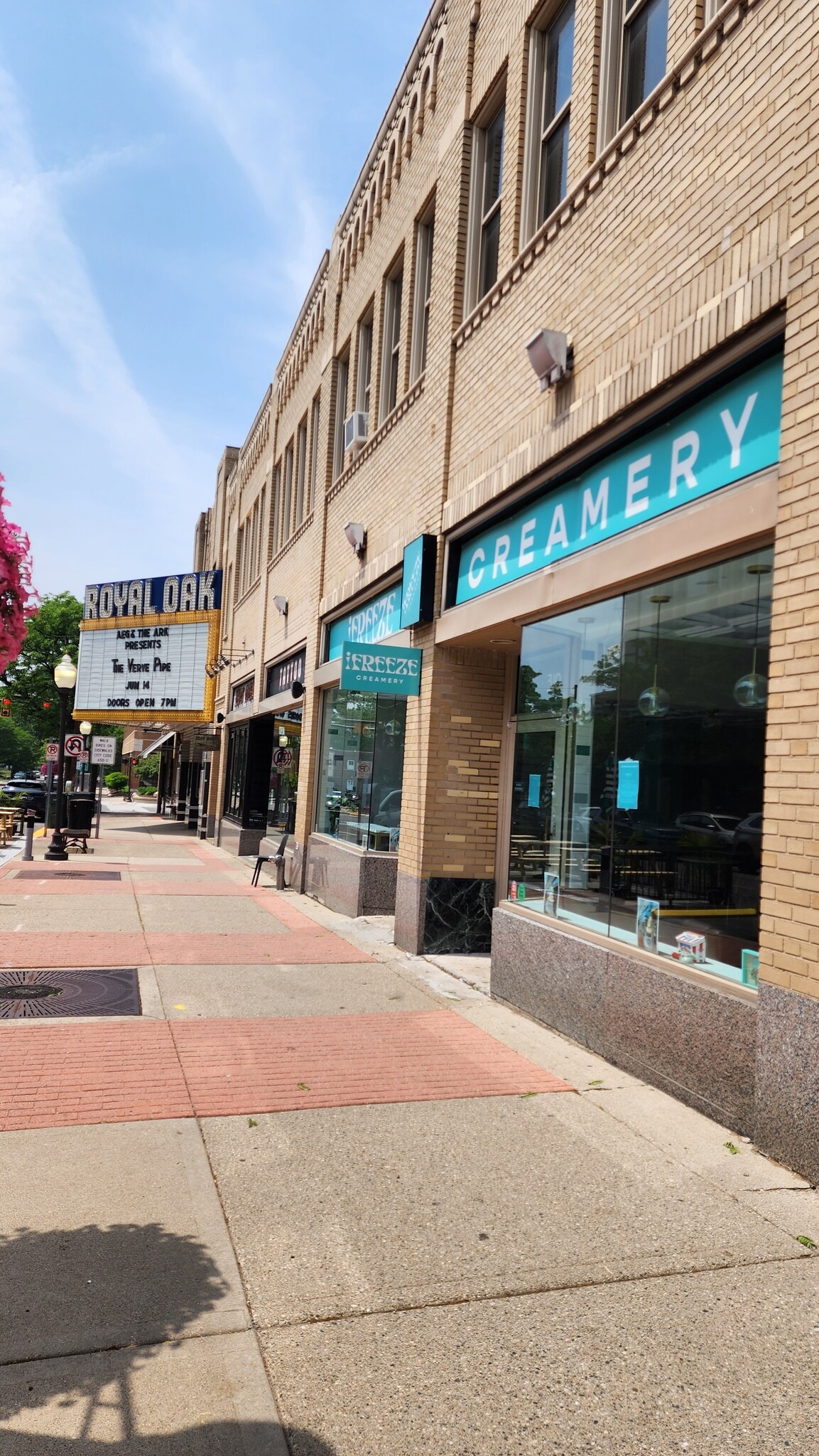 306 S Washington Ave, Royal Oak, MI for lease Building Photo- Image 1 of 3