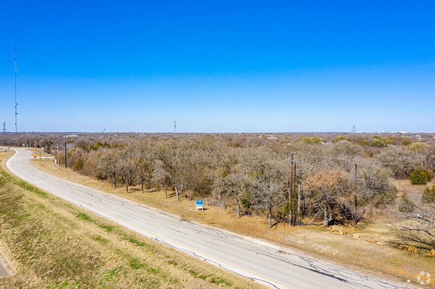 7401 US 287 Hwy, Arlington, TX à vendre - Photo du bâtiment - Image 2 de 8